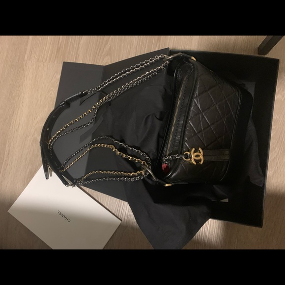 Chanel Gabrielle Hobo Bag size Small - Picture 4 of 6